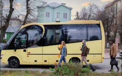 Why Choose a Minibus for Your Next Cirencester Adventure